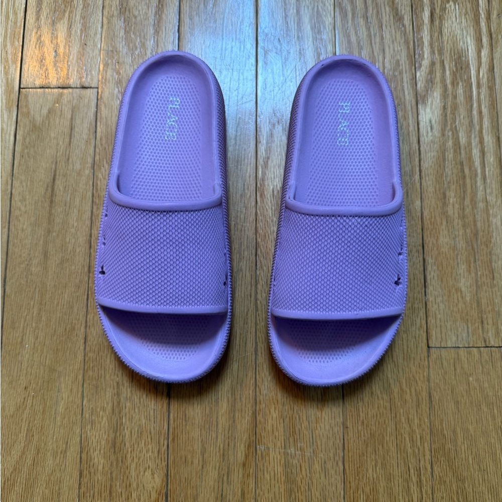 The Children’s Place light purple Slide Sandals